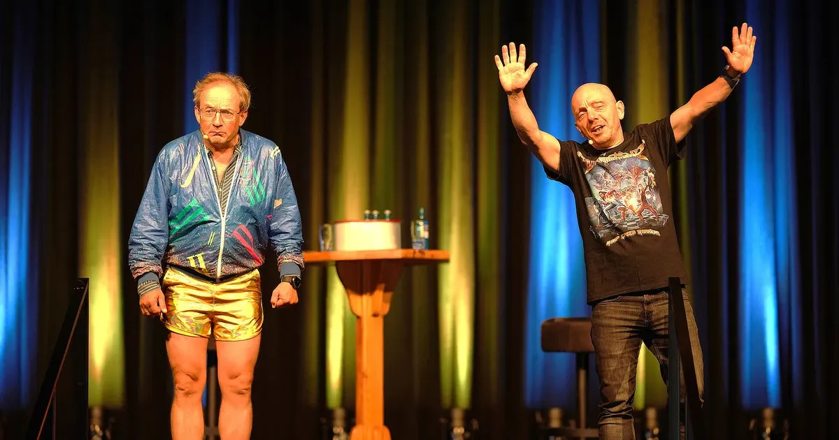 Wigald Boning und Bernhard Hoëcker während einer Improshow